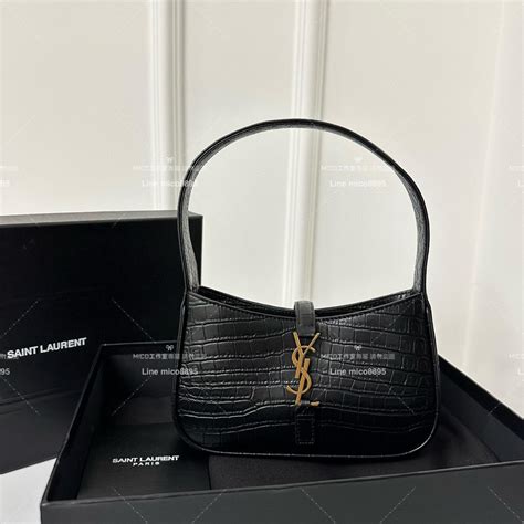 ysl le5a7 hobo|LE 5 à 7 .